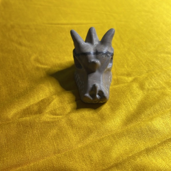 Crystal Small Dragon Head Carving - Picture 3 of 6